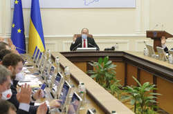 Кабмін проведе позачергове засідання в понеділок