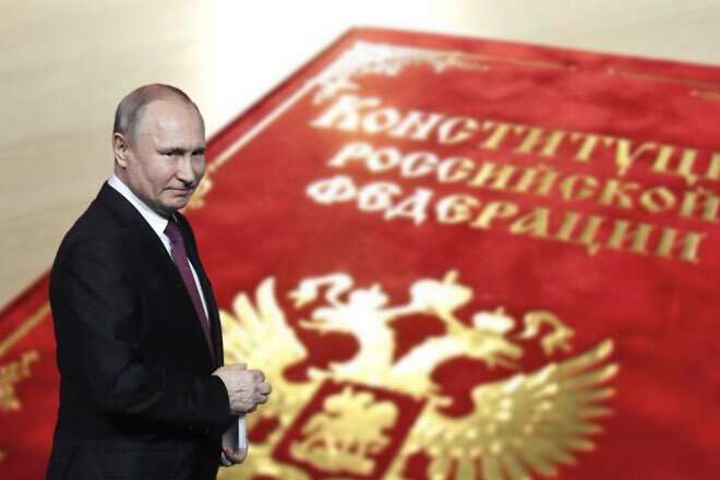 Власти России запутались, легитимизируя «обнуление» сроков Путина