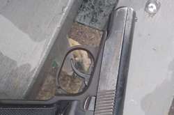 У Шаргороді поліцейські затримали озброєного нетверезого вінничанина