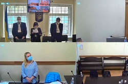 Суддя у відставці Зоя Пономарь під час розгляду своєї справи Вищим антикорупційним судом