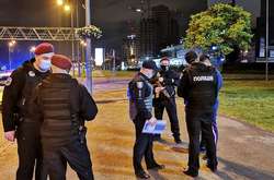 Правоохоронці затримали іноземця, в автомобілі якого була виявлена зброя