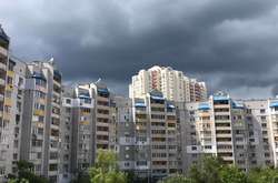 У Києві оголошено перший рівень небезпеки: насувається гроза (фото)