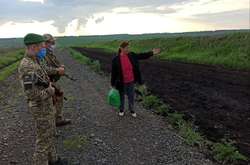Жінка пояснила, що нібито заблукала і не знала, що прийшла на територію України