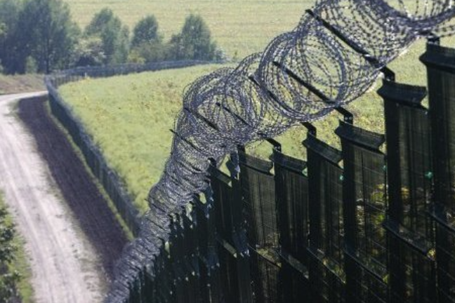 «Стіна» на російсько-українському кордоні побудована на 40%