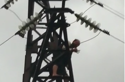 На Київщині молодик заліз на високовольтну вишку і залишив місто без світла (фото)