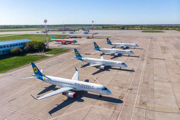 «Бориспіль» відновлює внутрішні авіарейси: де і як обслуговуватимуться 