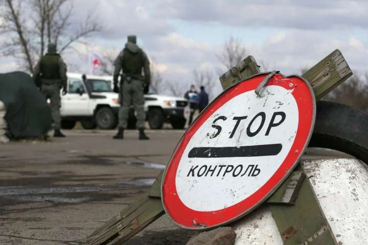 Резніков: бойовики нікого не пропускають на підконтрольну Україні територію 