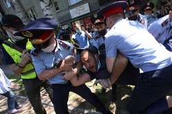  У низці міст Казахстану поліція затримала опозиціонерів 