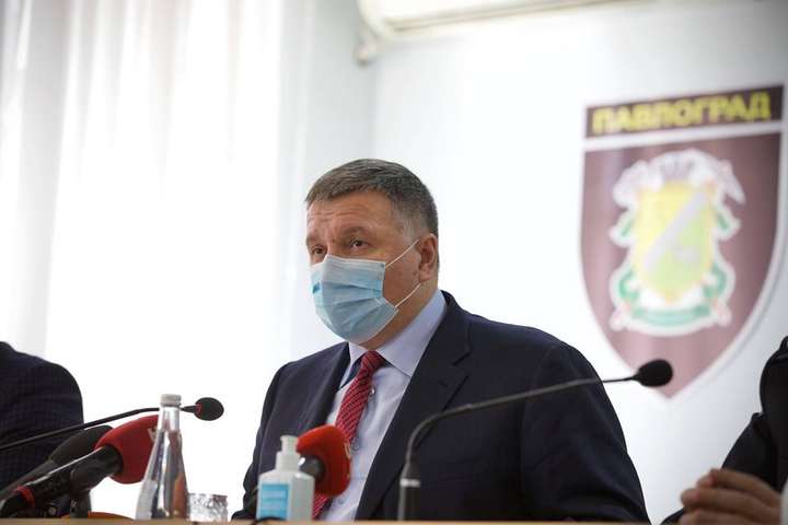 Фабрикування доказів у Павлоградському відділі поліції: Аваков заявив про тотальні перевірки