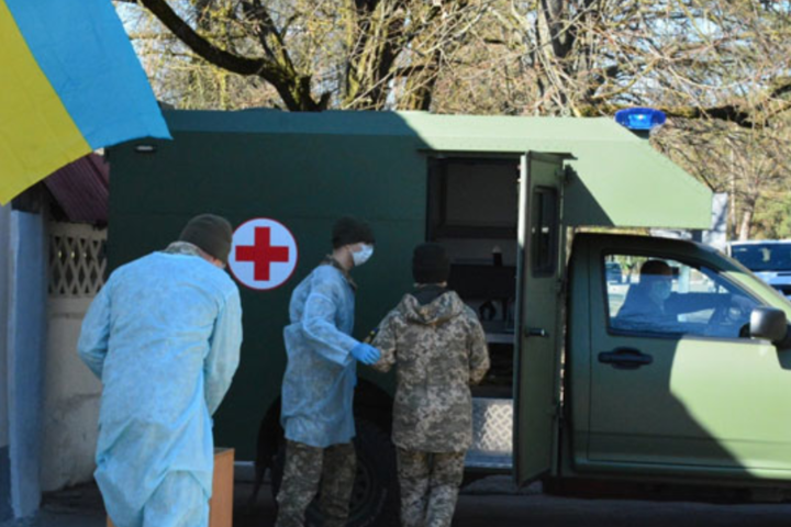 В українській армії за минулу добу шість військових захворіли на коронавірус