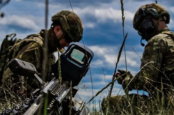 У районі відповідальності оперативно-тактичного угруповання «Північ» неподалік Луганського ворог обстріляв наші позиції з великокаліберних кулеметів