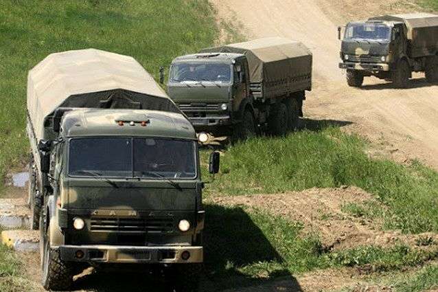 Місія ОБСЄ зафіксувала, як військові вантажівки заїхали з Росії до «ЛНР»