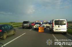 На Рівненщині зіткнулися вантажівка та три легковики: четверо загиблих