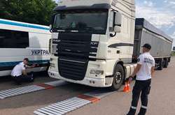 Платний проїзд для вантажівок хочуть ввести в Україні