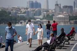 Українським туристам дозволили відправитися на відпочинок до Туреччини раніше російських