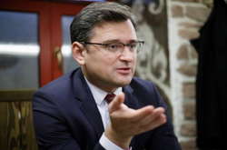 Кулеба розповів про інновації в отриманні українських віз для іноземців