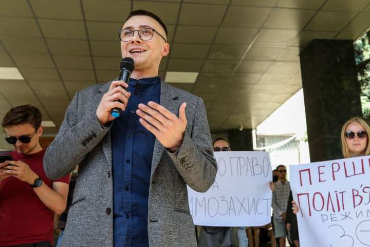 Активісту Стерненку оголосили підозру в умисному вбивстві