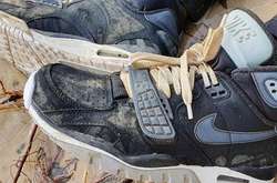 Поліція встановлює особу чоловіка, тіло якого виявили у річці на Осокорках (фото)