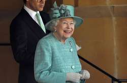 Королева Елизавета II