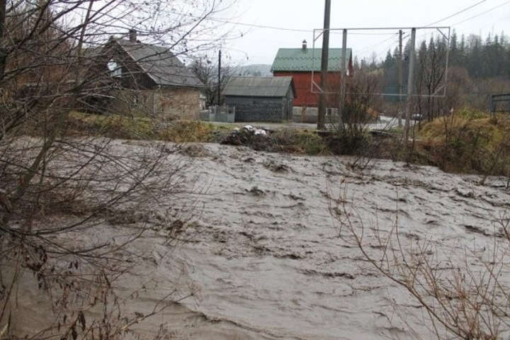 Синоптики попередили про підвищення рівня води в річках