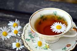 Названы напитки, которые помогут расслабиться и заснуть