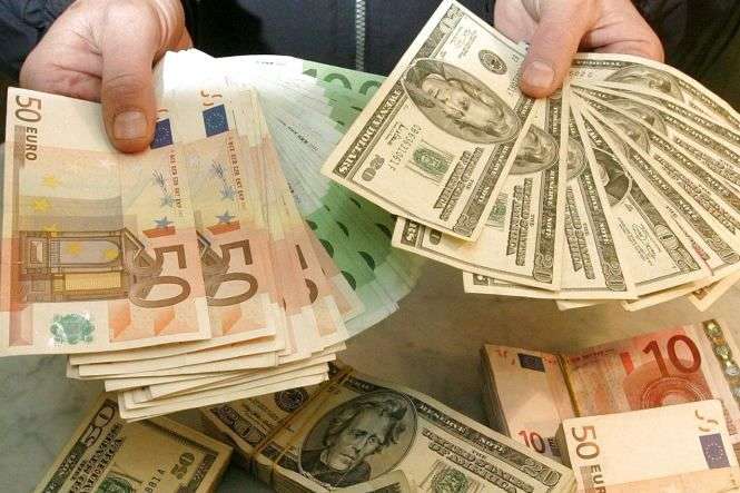 НБУ на 15 червня підвищив офіційний курс долара