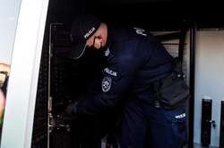 Поліція в Польщі затримала чоловіка, який напав на українців