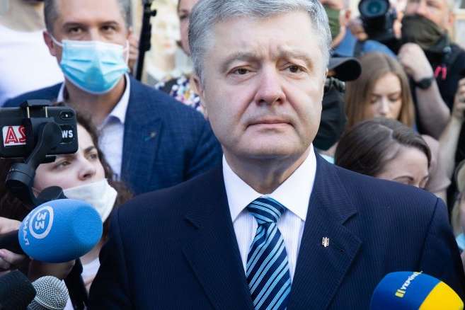 Справа Януковича: Порошенко закликав владу зупинити російський реванш