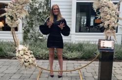 Певица Адель