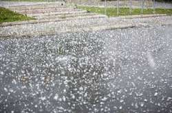 Во вторник в столице возможен град