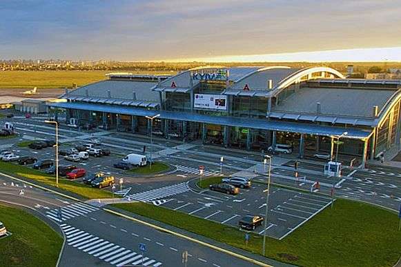 Кличко назвав три варіанти вирішення проблем аеропорту «Київ»