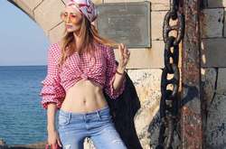 50-летняяя бабушка поразила Instagram своей сексуальностью