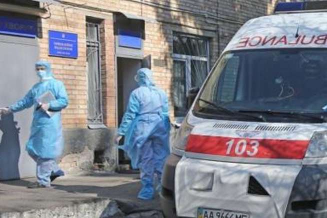 На Рівненщині підтвердили понад 70 нових випадків Covid-19, одна жінка померла