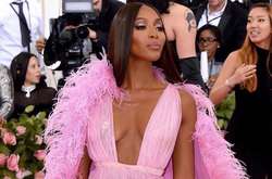 Супермодель Наоми Кэмпбелл коснулась темы дискриминации темнокожих в модной индустрии