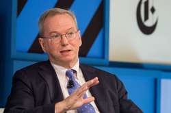 Экс-гендиректор Google: Huawei – угроза национальной безопасности США