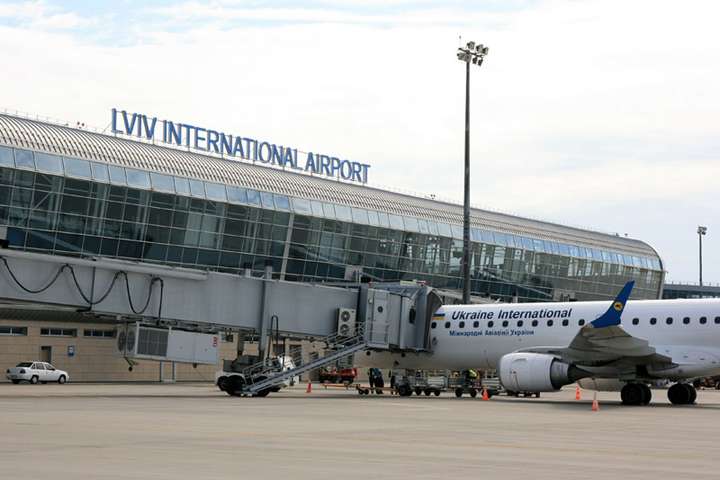 Аэропорт «Львов» возобновил работу