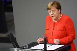 Меркель заявила, що Німеччина може запровадити нові санкції проти Росії