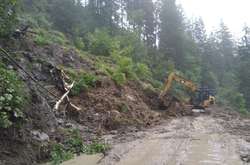 На Прикарпатті стався зсув ґрунту