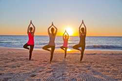 Сегодня отмечается День йоги - она помогает развивать не только тело, но и душу