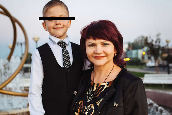 У Росії жінка забила гантелею 12-річного сина і забетонувала під підлогою будинку