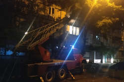 Вогнем знищено домашнє майно в квартирі та пошкоджено балконну раму в квартирі на четвертому поверсі