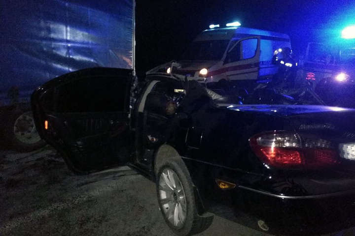 На Дніпропетровщині у ДТП загинули 3 особи, ще 4 постраждали