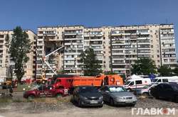 Коммунальные службы уже вывезли более 60 тонн строительных конструкций