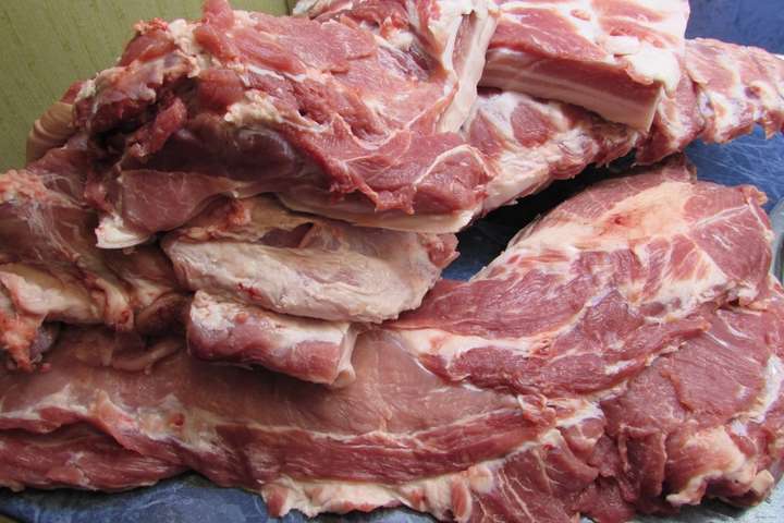 В Украине продавали свинину, инфицированную африканской чумой