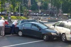 В центре Киева столкнулись четыре авто (фото)
