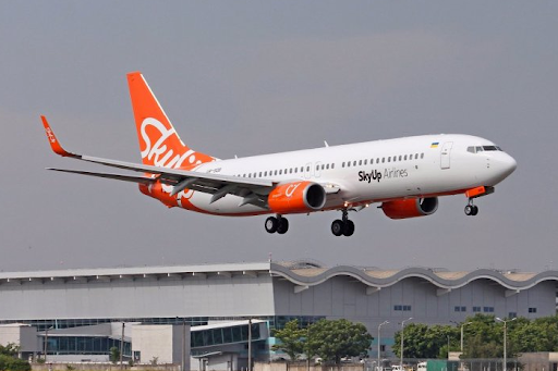SkyUp з 1 липня відновить авіарейси до Грузії та Албанії