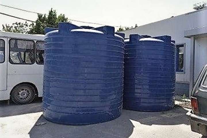 На сміттєвому полігоні під Києвом встановили гігантські «освіжувачі повітря» (фото)