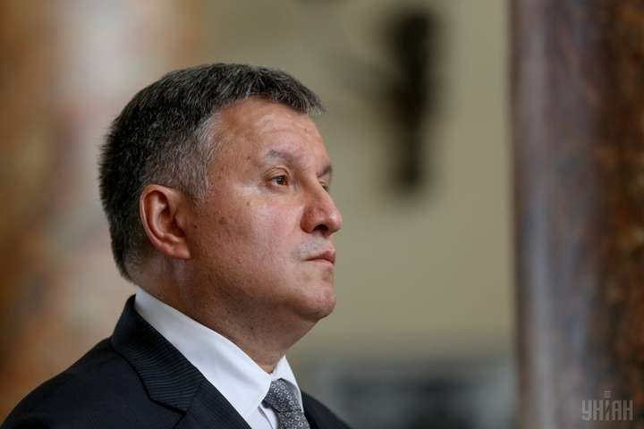 Аваков хотел уйти в отставку, но его не отпустили – СМИ