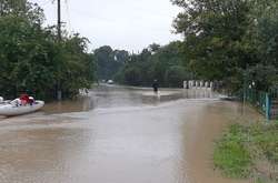 На Львівщині річка Турянка вийшла з берегів, затоплено село