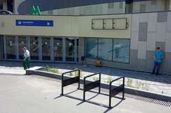 У Києві почали встановлювати велопарковки (фото)